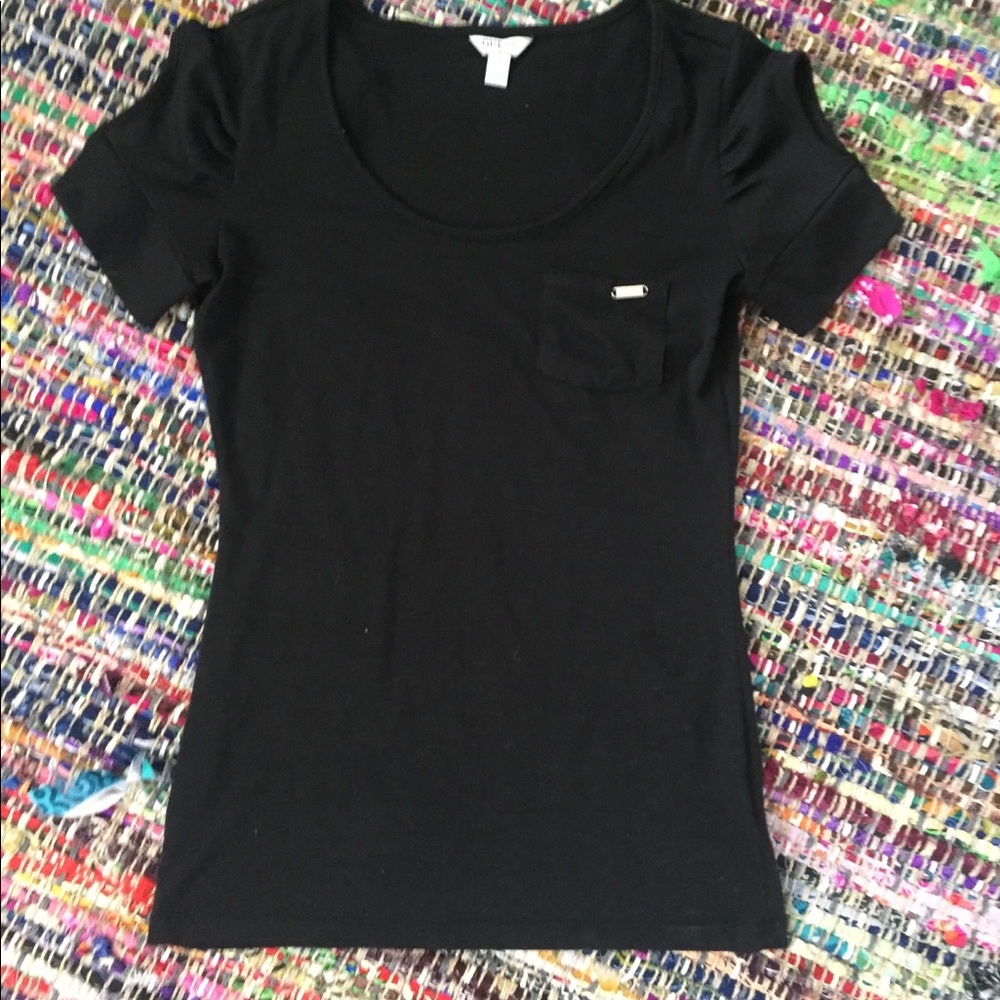 Guess shoulder detail shirt